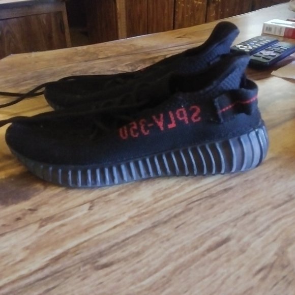 Adidas Yeezy Boost size 6 - Picture 1 of 4